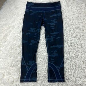 Lululemon Inspire Crop Luxtreme Heathered Texture Lotus Camo Oil